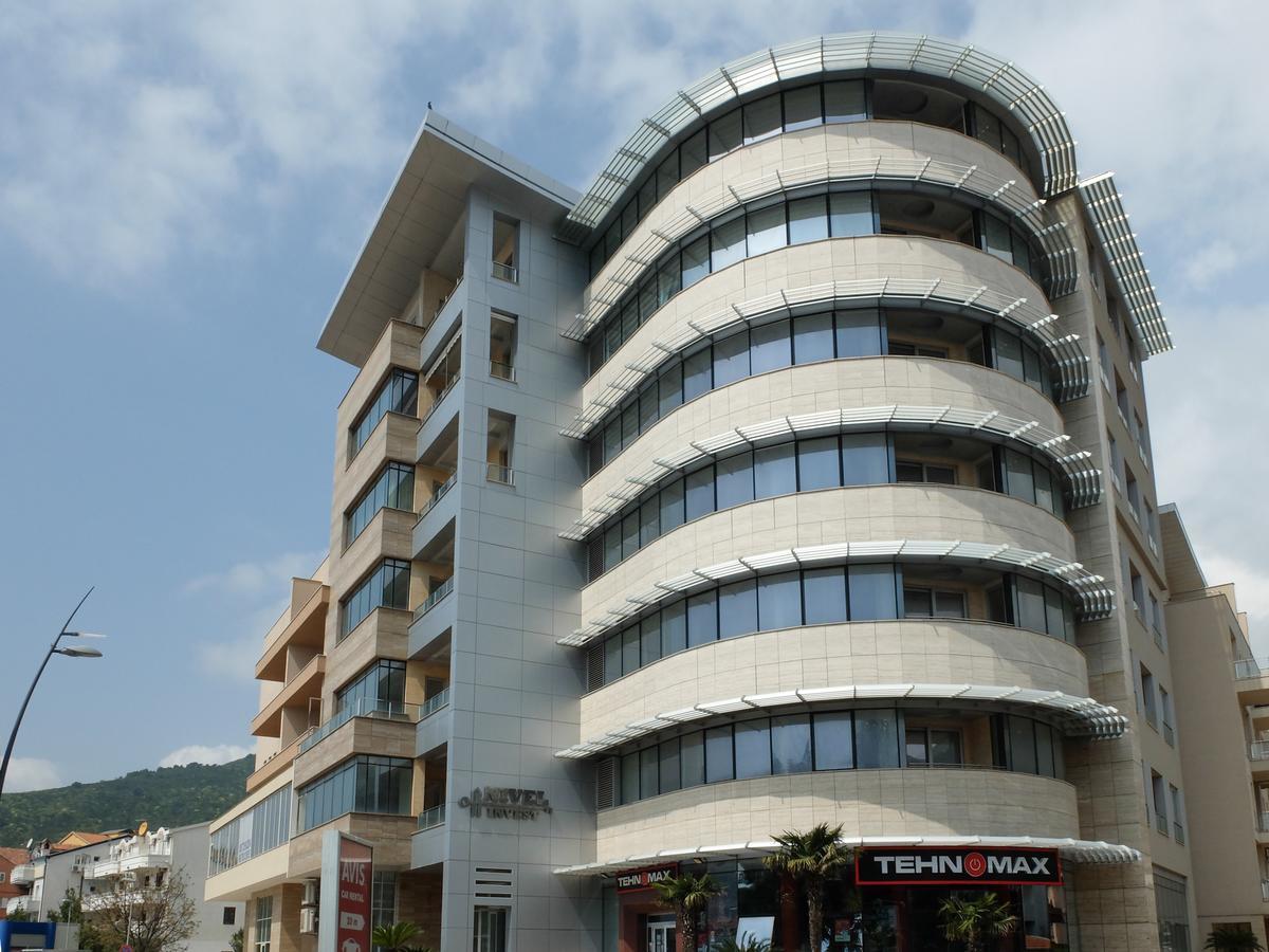 Nivel Slovenska Plaza * Budva